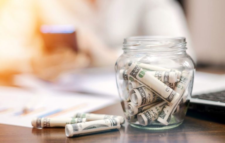 Bitcoin $100K Hits: Back in Vogue for Crypto Investors