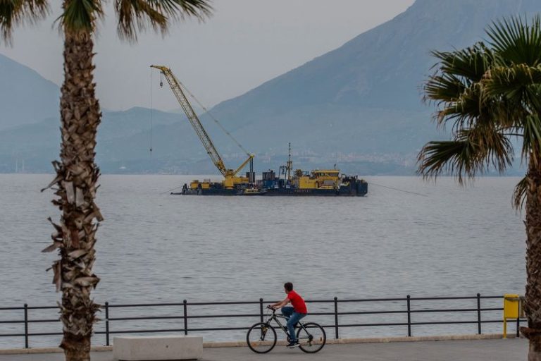 First major piece of Bayesian superyacht recovered from seabed